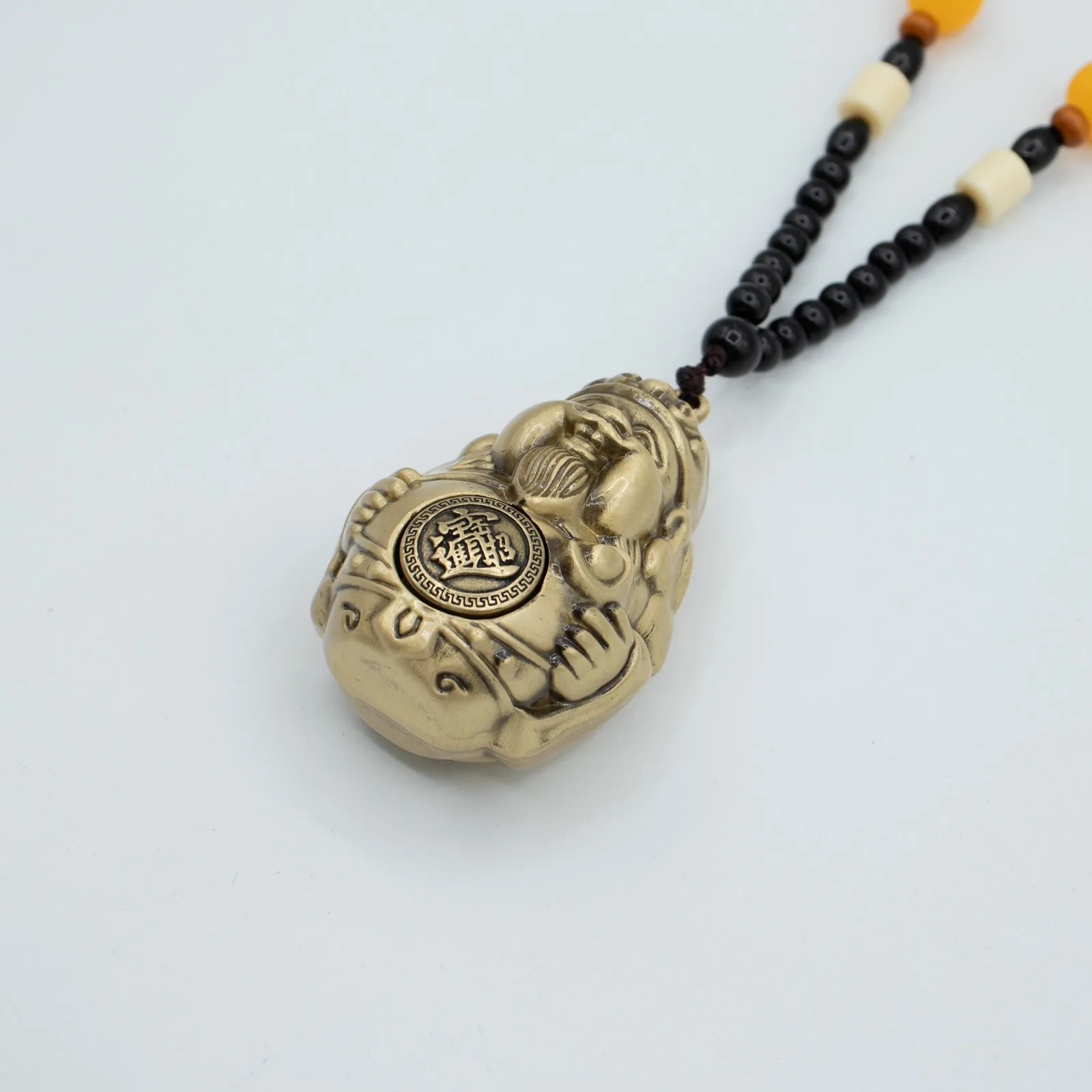 Závěsný Feng Shui Talisman - Bůh Bohatství